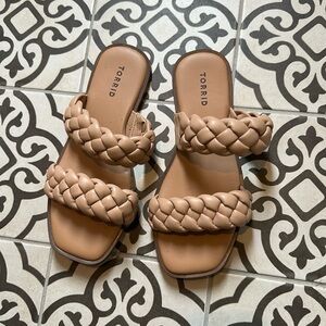 Torrid 9.5WW braided sandal flats